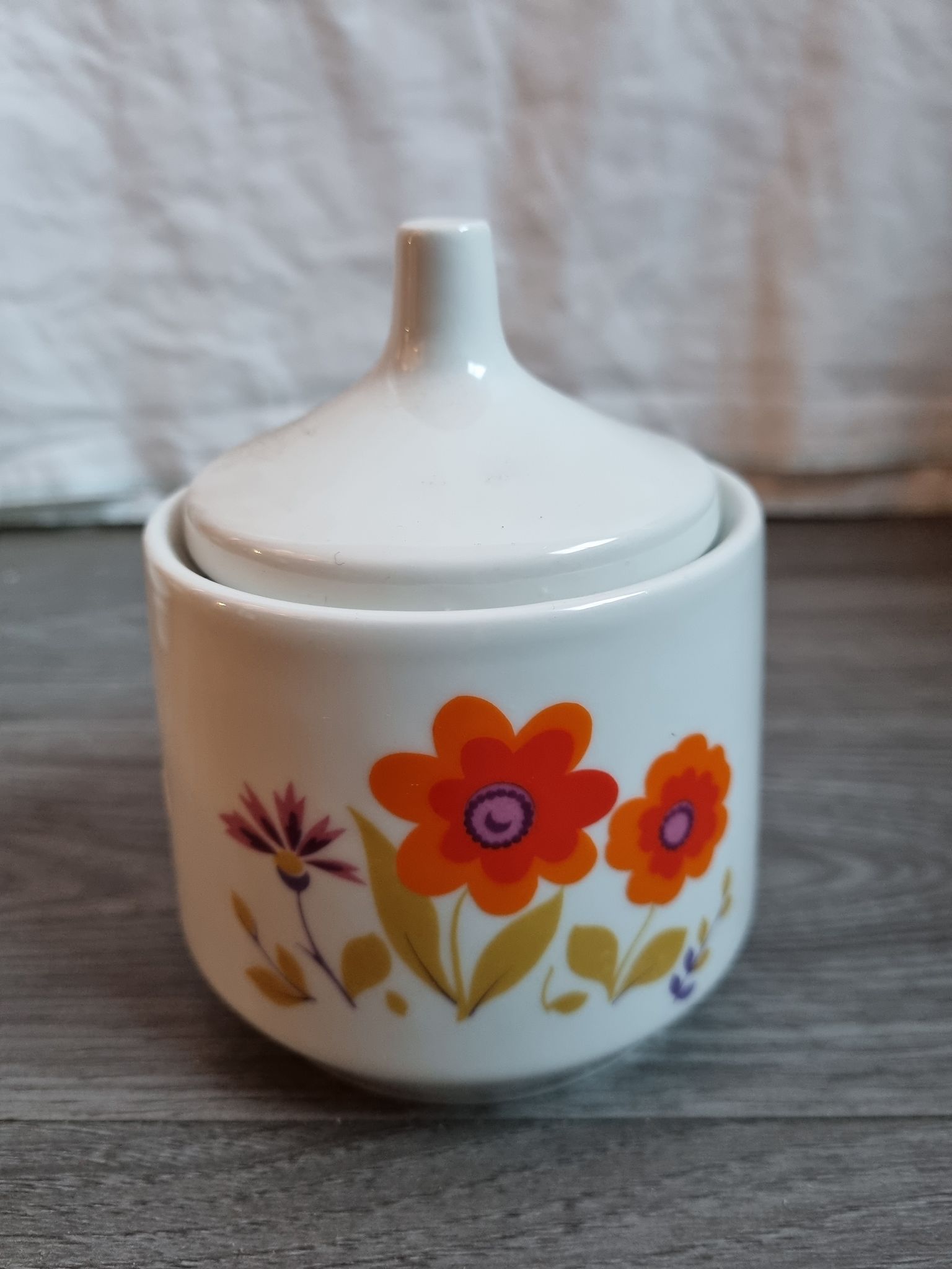 Porcelain coffee maker l'hirondelle from 1980