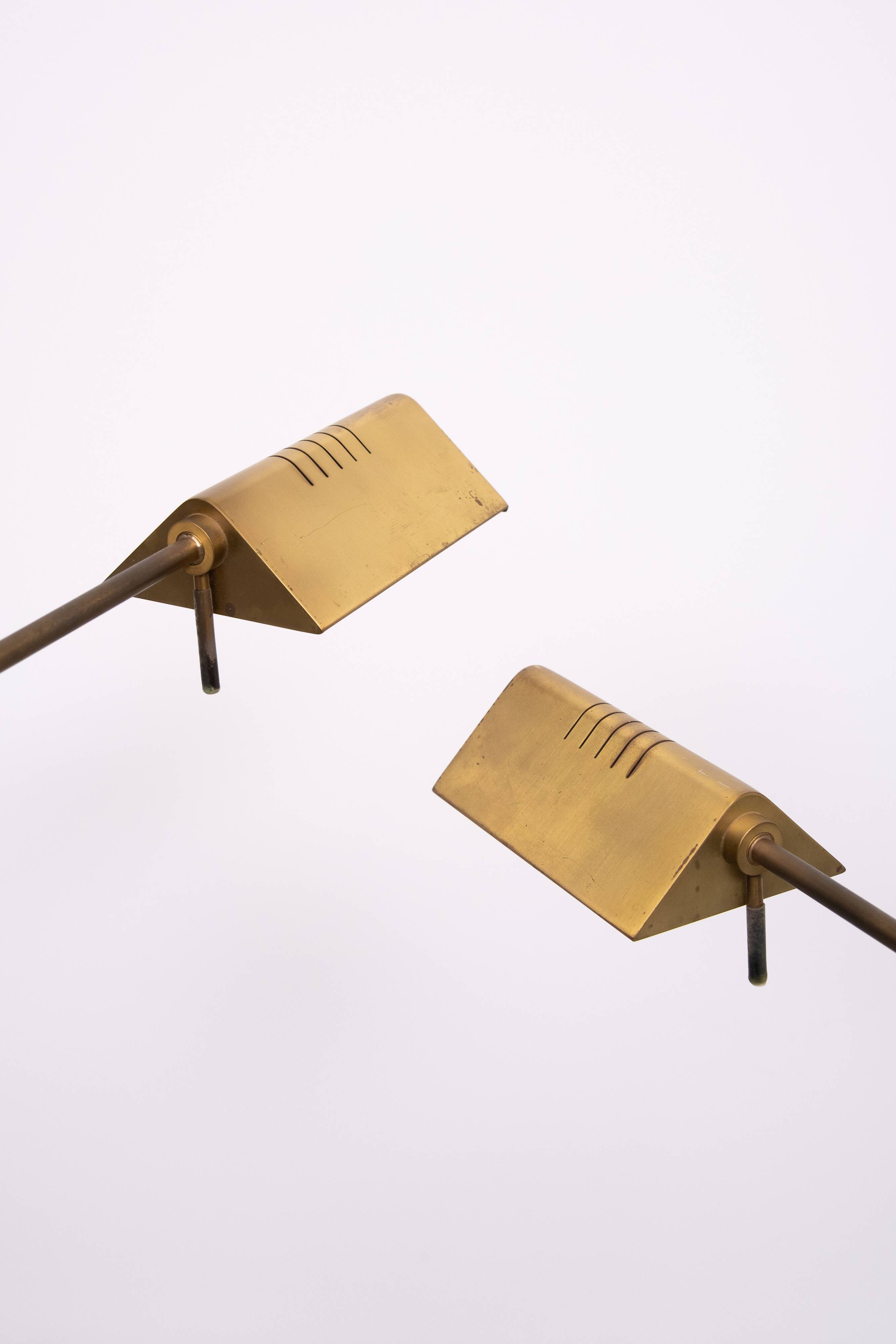 Paire de lampadaires de bibliothèque à bras pivotant en laiton, années 1980, Allemagne