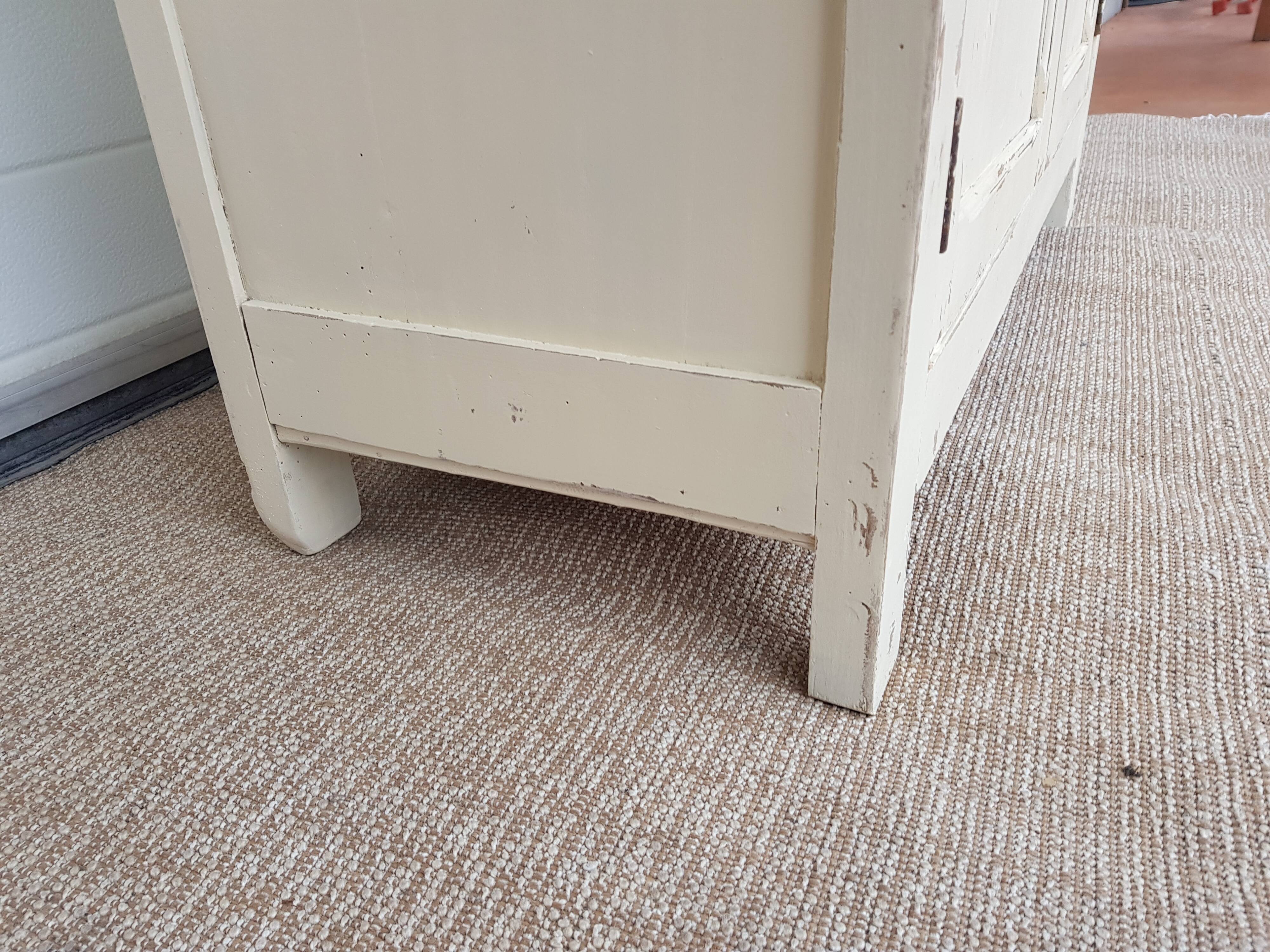 Old vintage kitchen buffet 30/40