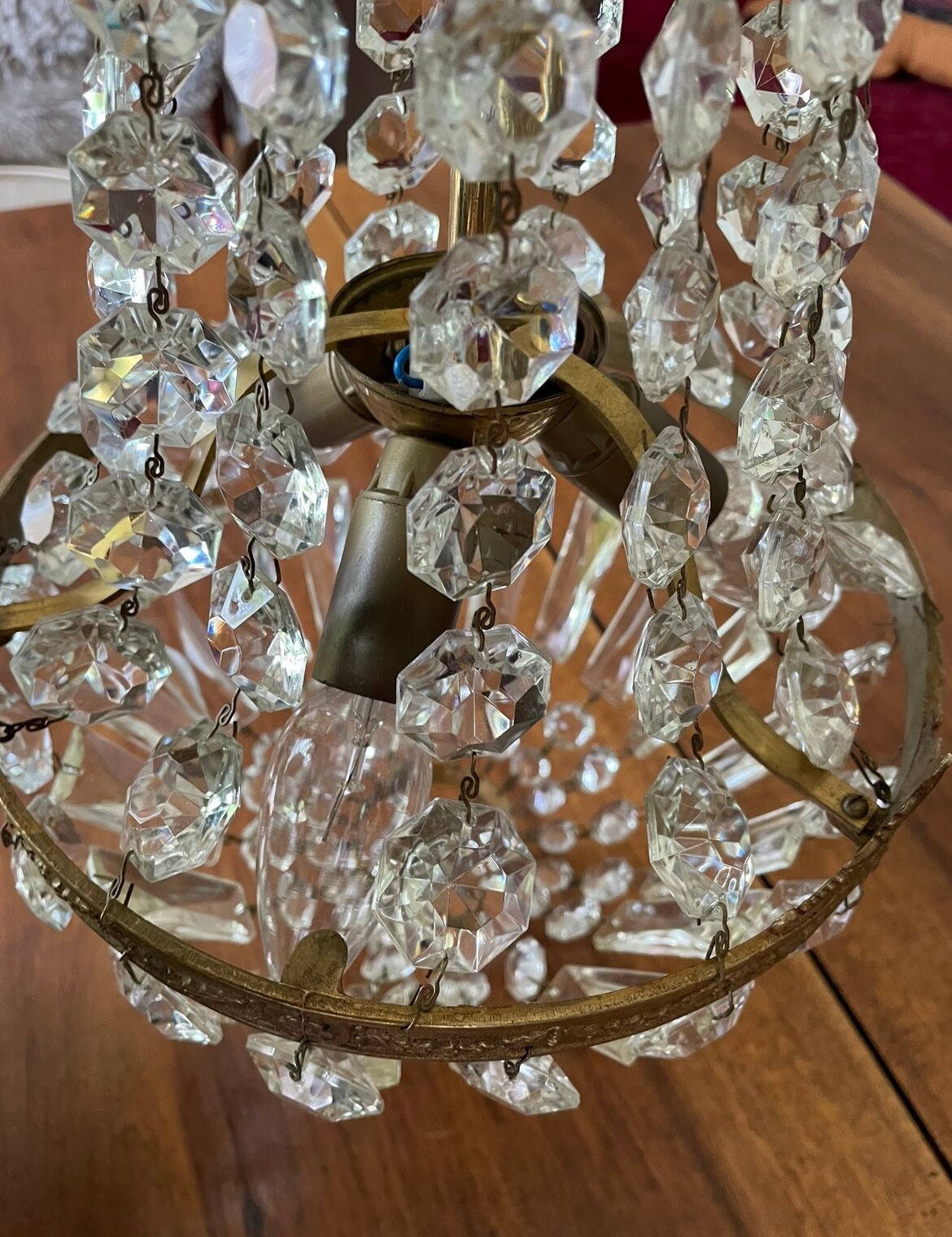 Chandelier pampilles D24