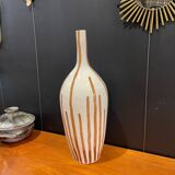Ceramic vase