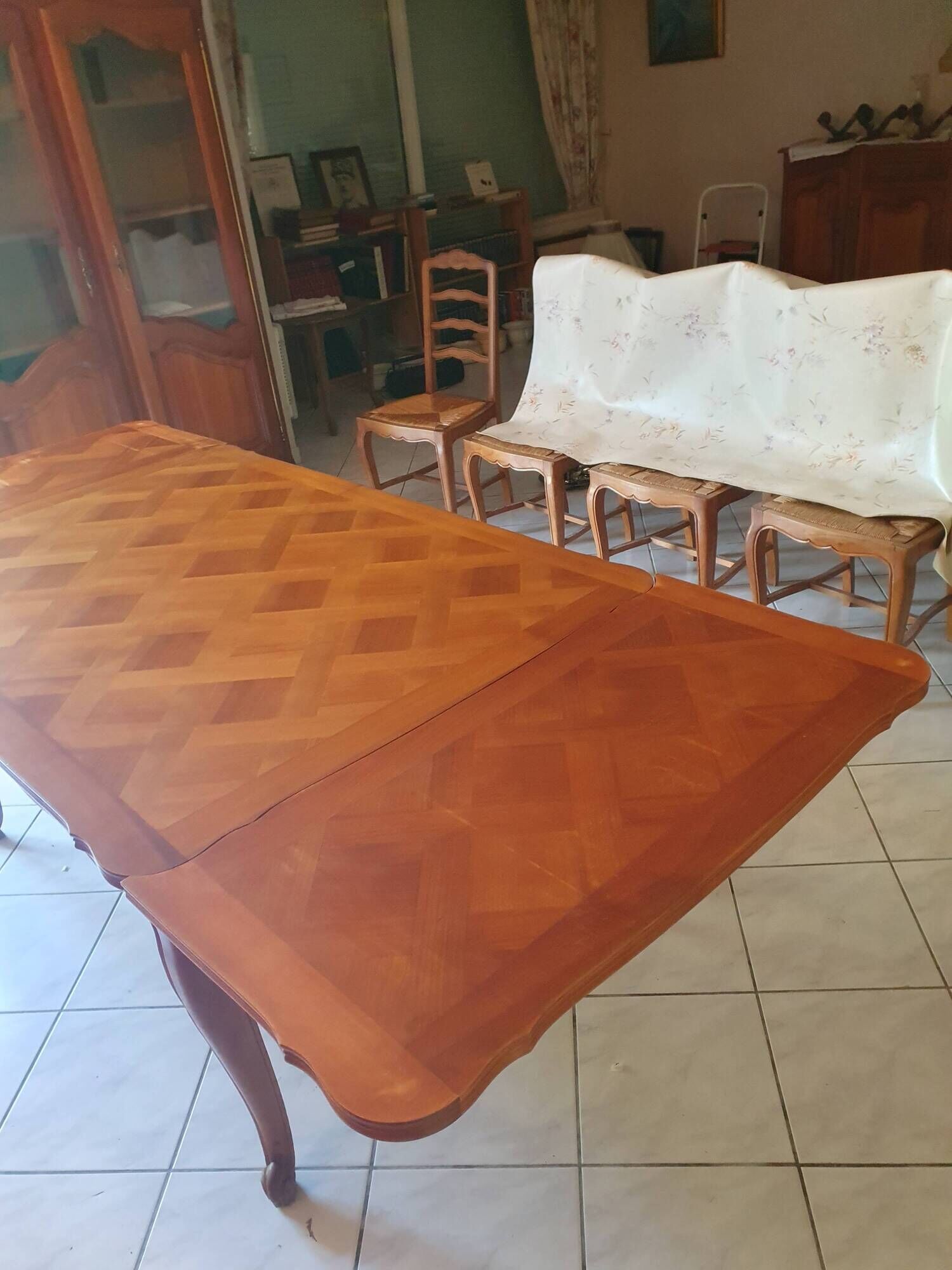 Table in solid cherry wood in Louis XV style.