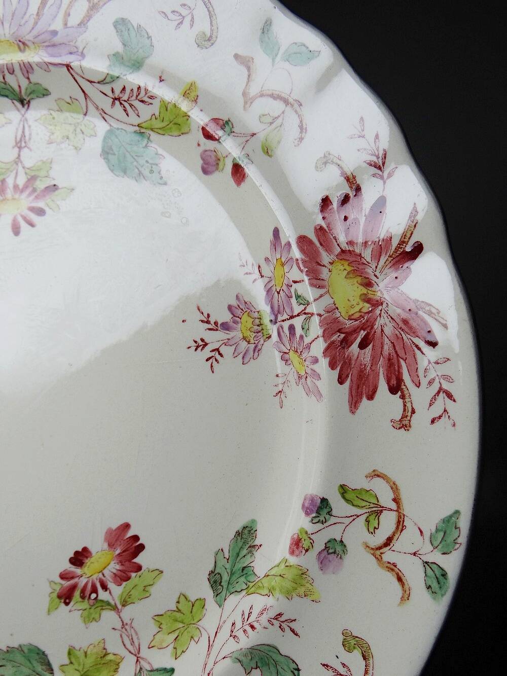 4 antique dessert plates Longchamp Daisies earthenware