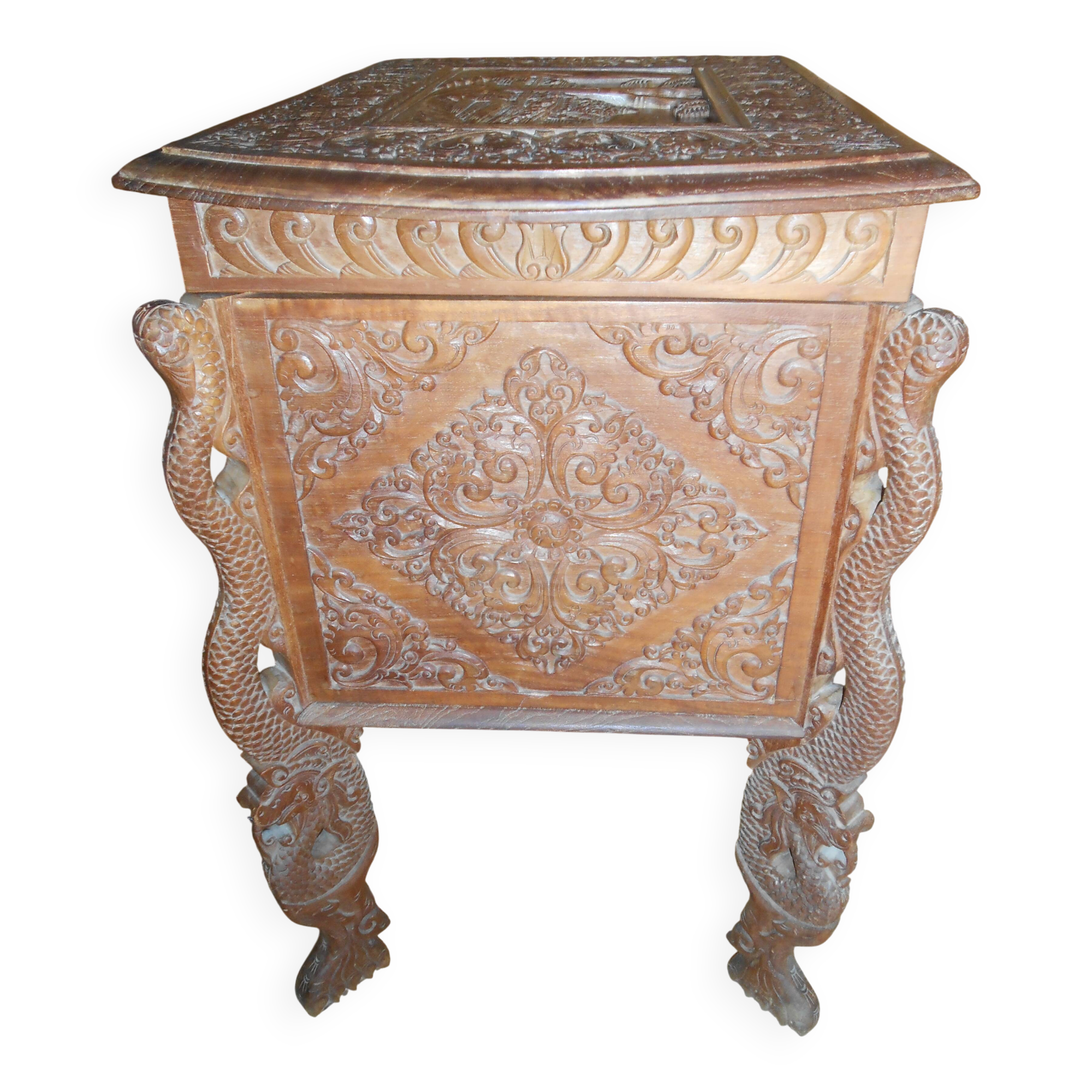 Indonesian teak furniture