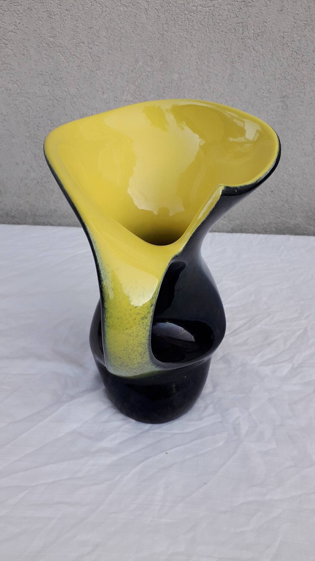 Céramidi ceramic vase