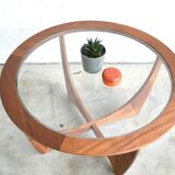 Round coffee table by Victor Wilkins * D84 cm