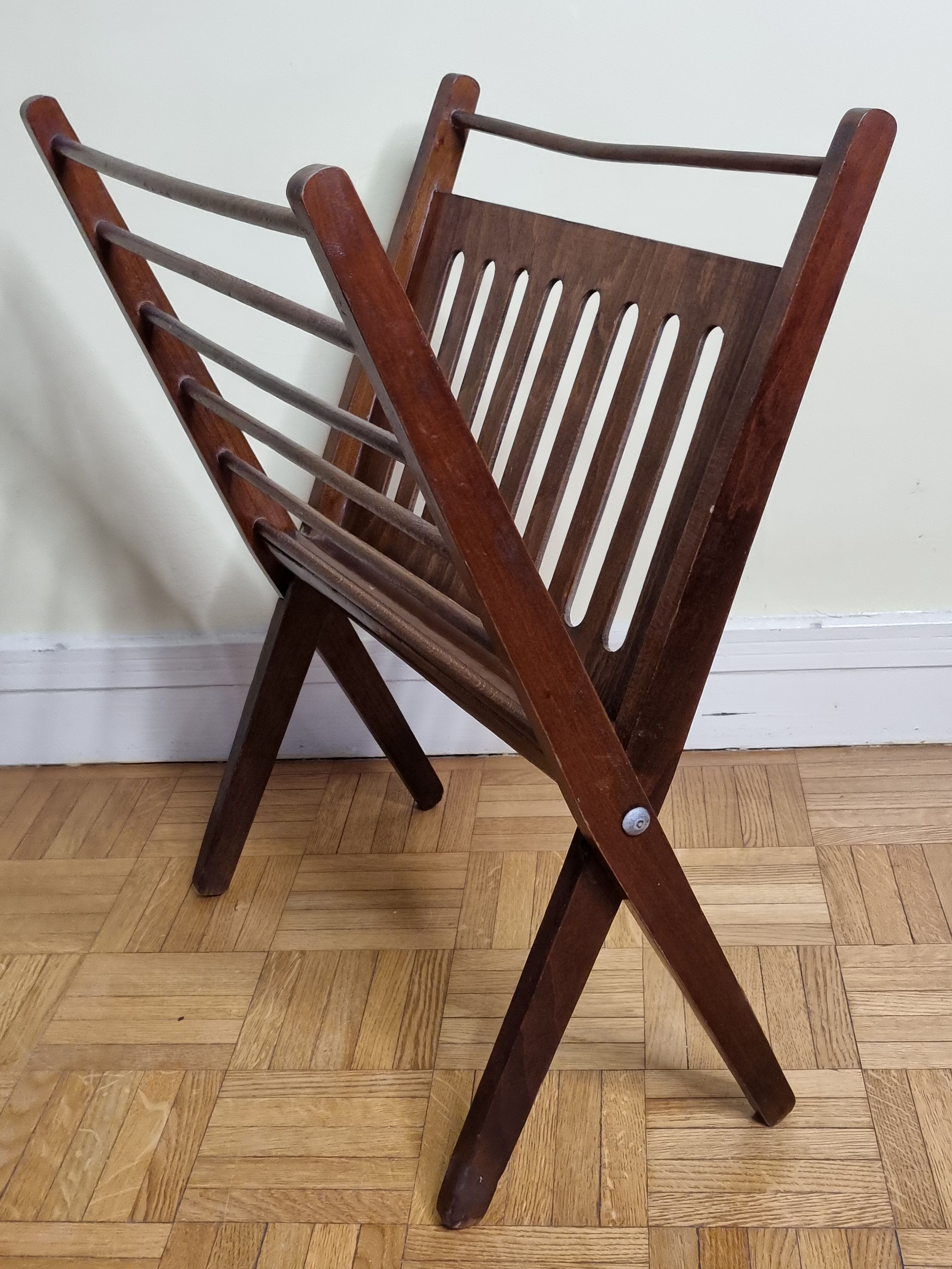 Folding teak magazine holder by Cees Braakman