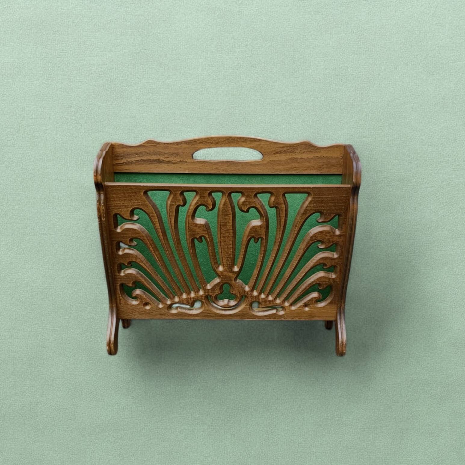 Porte-revue vintage en bois sculpté