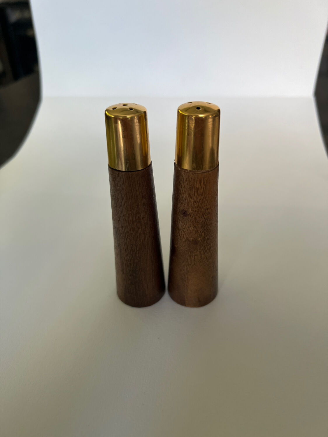 Salière / poivrer en bois