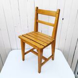 Chaise pour enfant en hêtre verni vintage