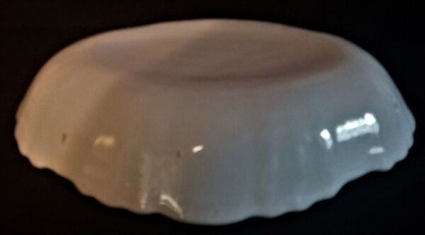 Plat en faïence de l'est fin XVIIIème