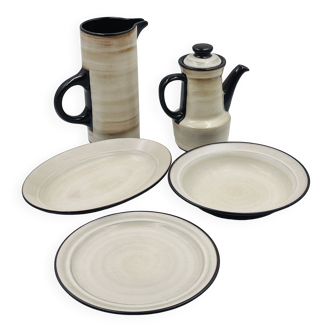 Vintage tableware service from West Germany from the 1970s.