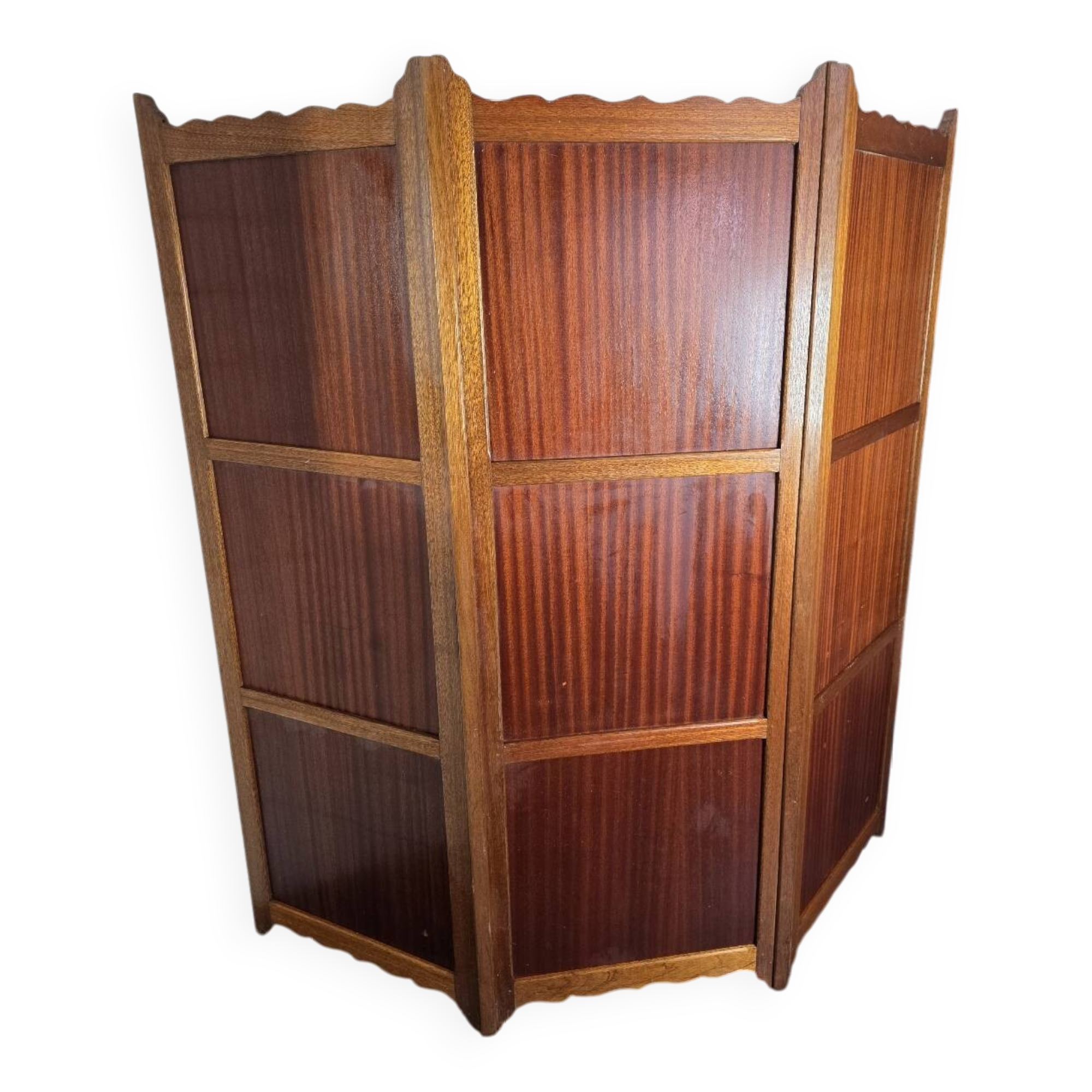 Three-panel screen in mahogany
