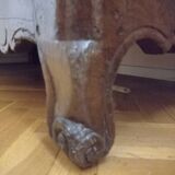 Armoire en chene sculptee