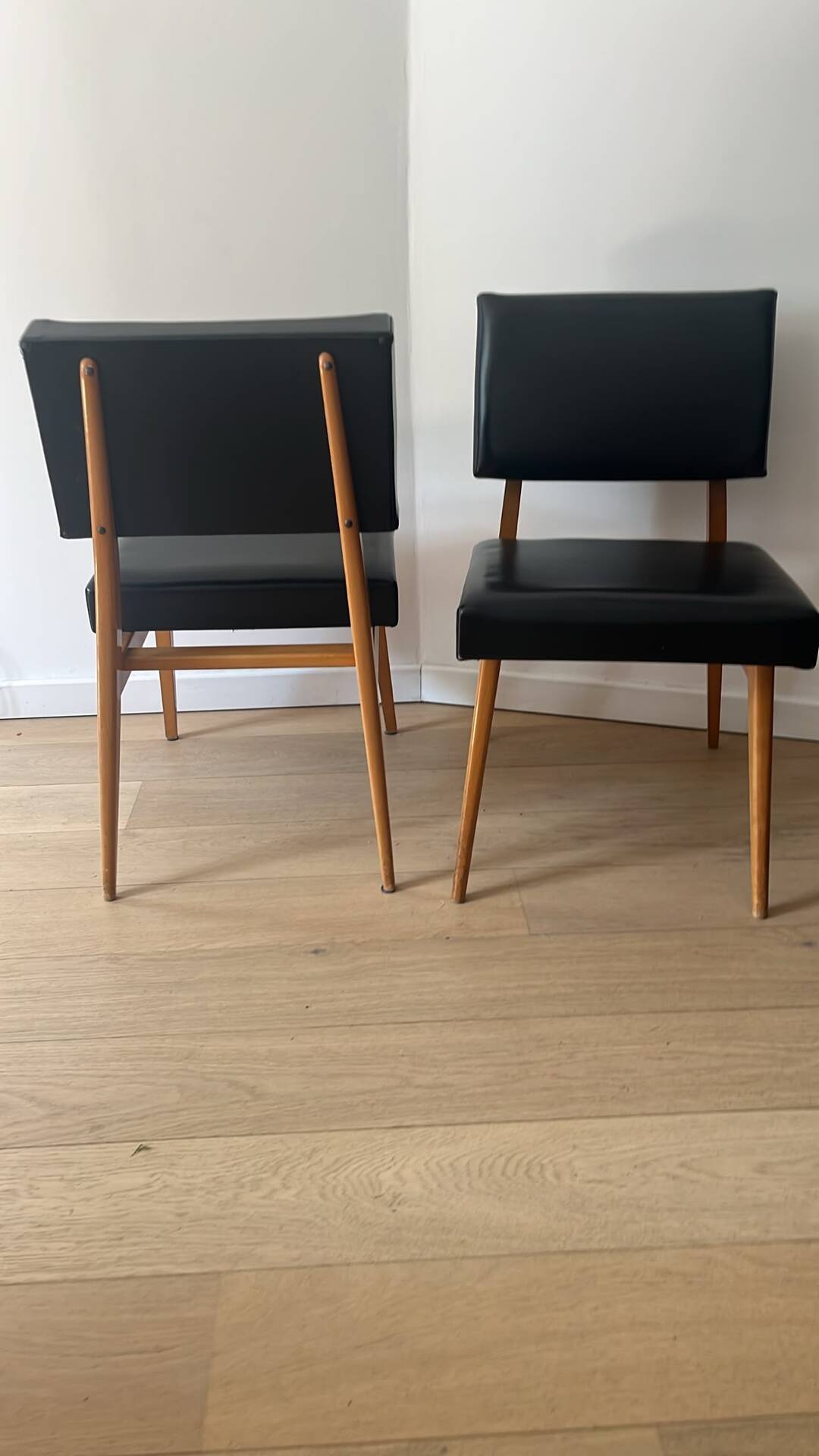 Paire de chauffeuse midcentury