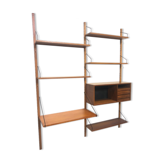 Poul Cadovius Royal System wall system