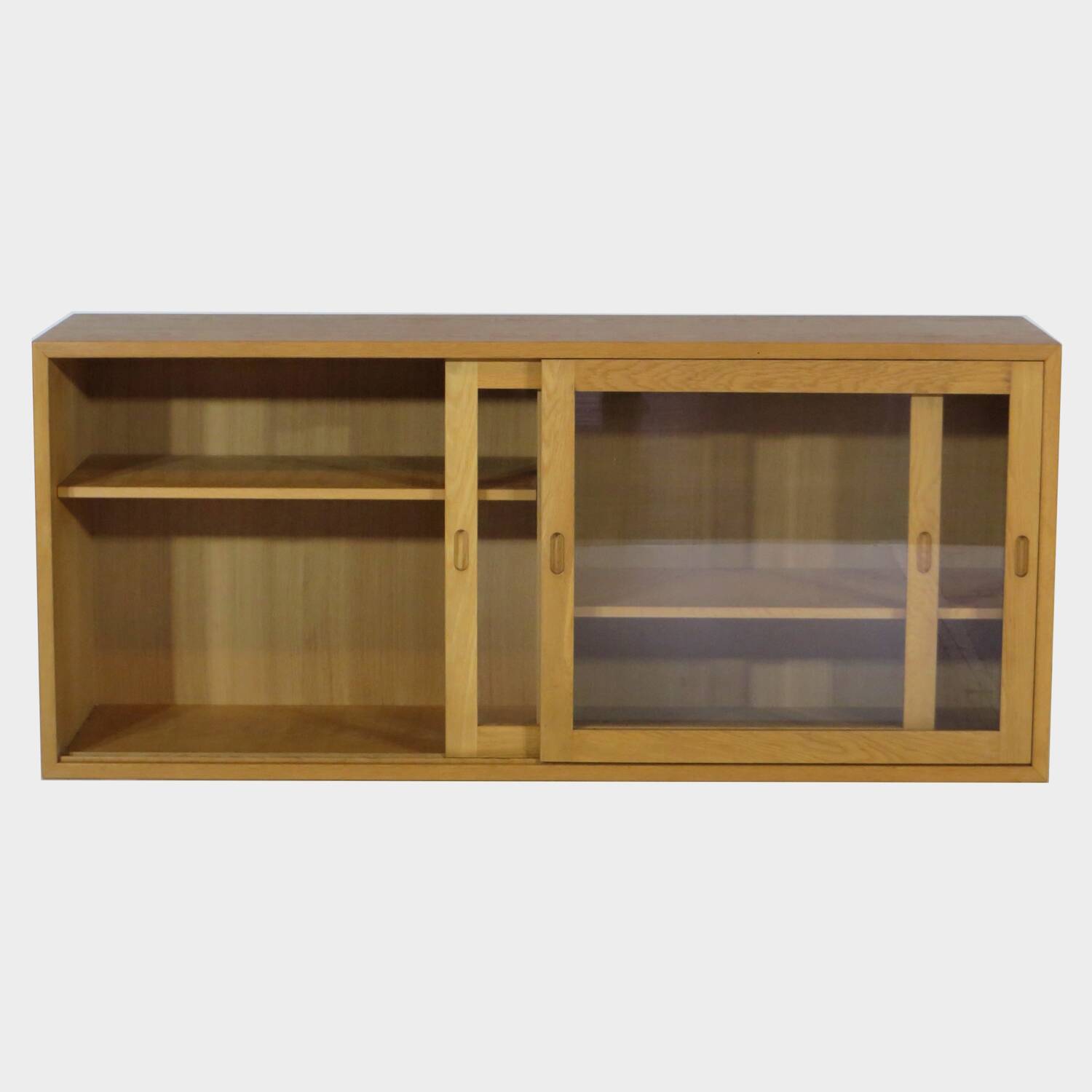 Danish mid century display bookcase cabinet in oak by Børge Mogensen, 1960s
