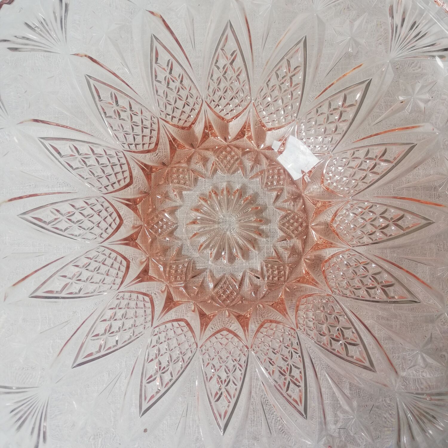 Dish in chiseled glass