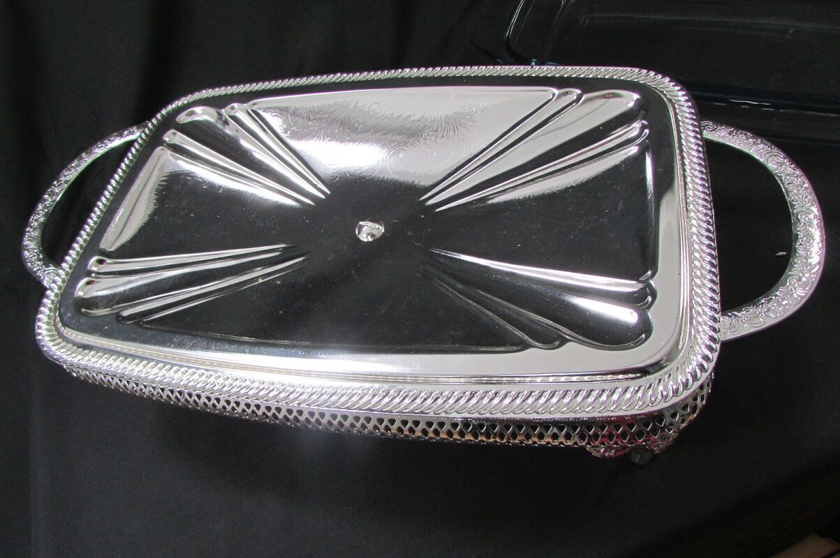 Table gratin dish, made in England