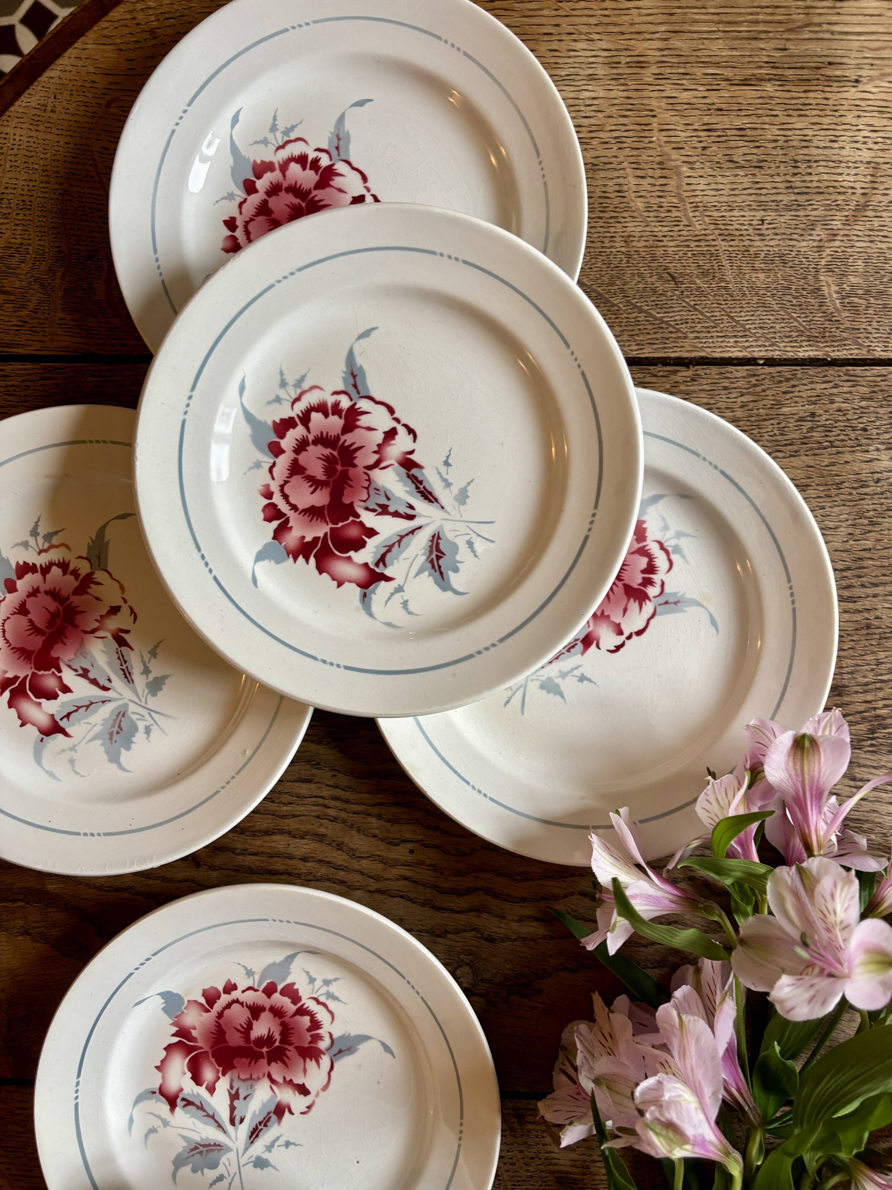 set of 8 vintage dessert plates - Saint Amand