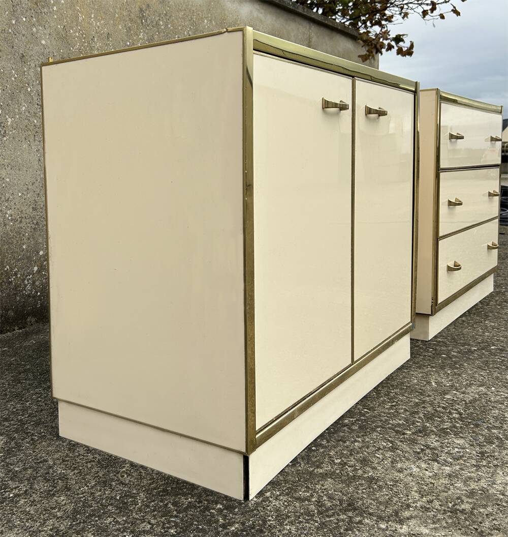 Cabinet and chest of drawers in ivory lacquer, inspired by Mahey and Vandel.
