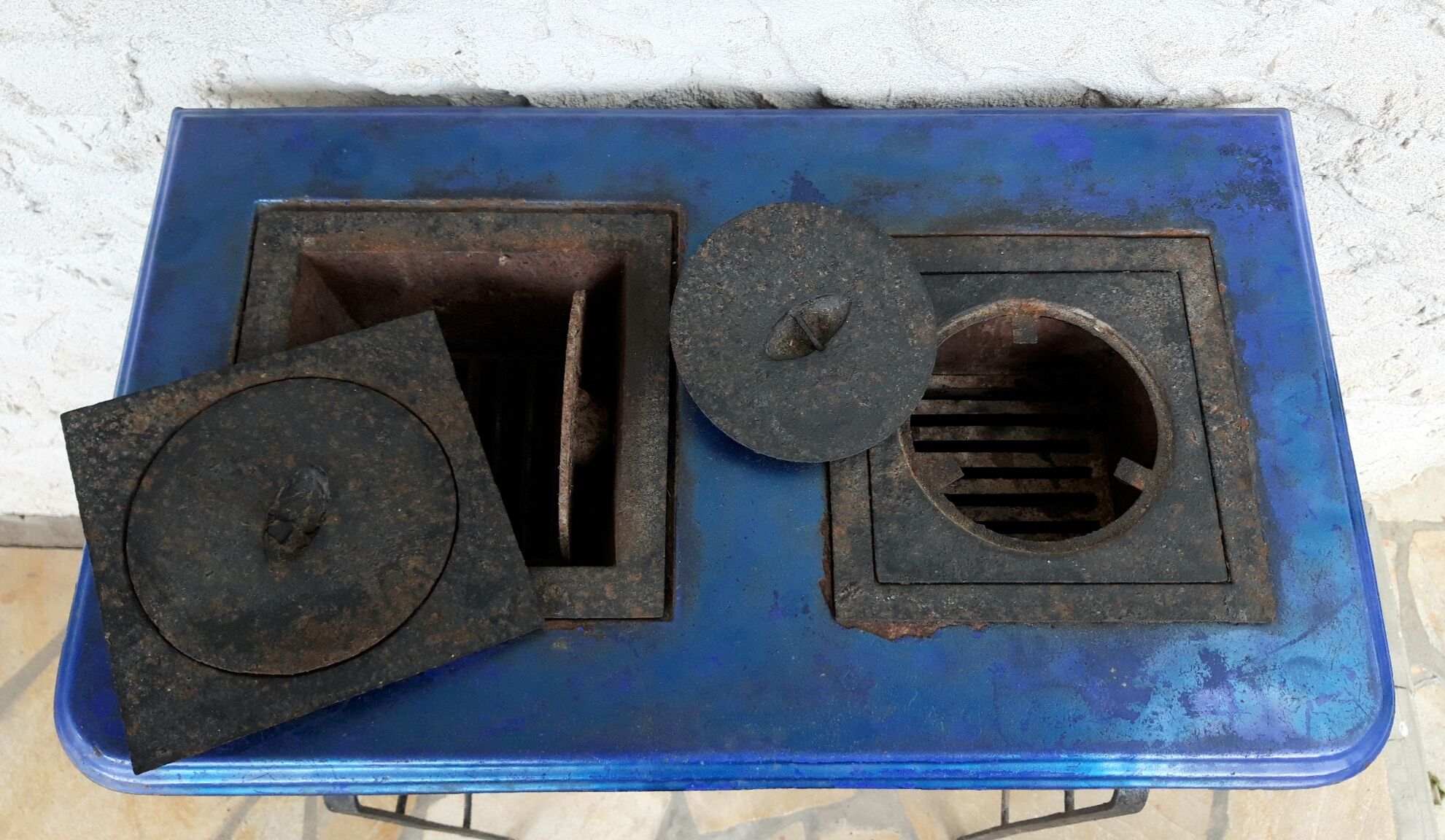 Old console stove