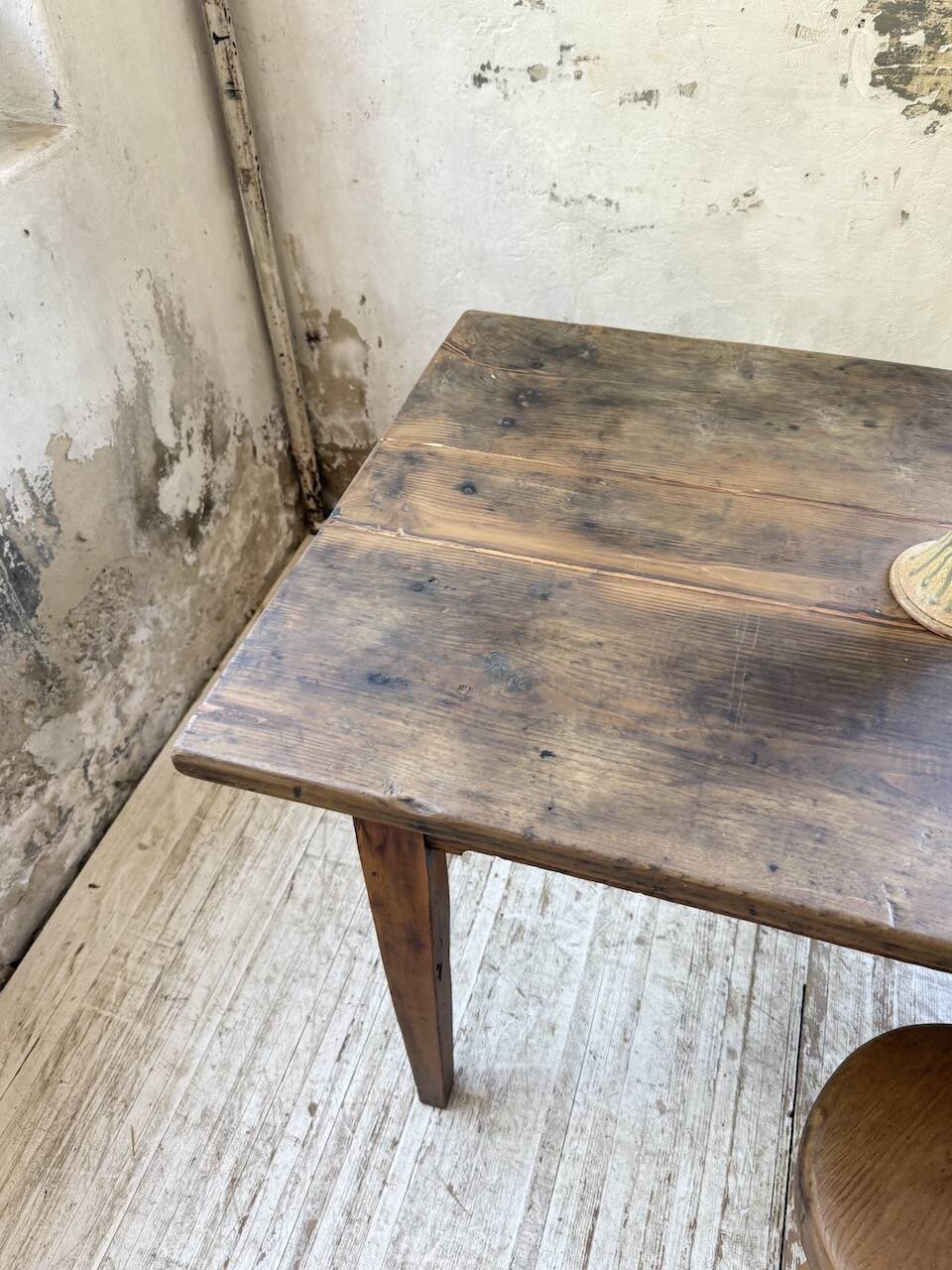 1950s oak farmhouse table with spindle legs