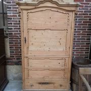 Armoire