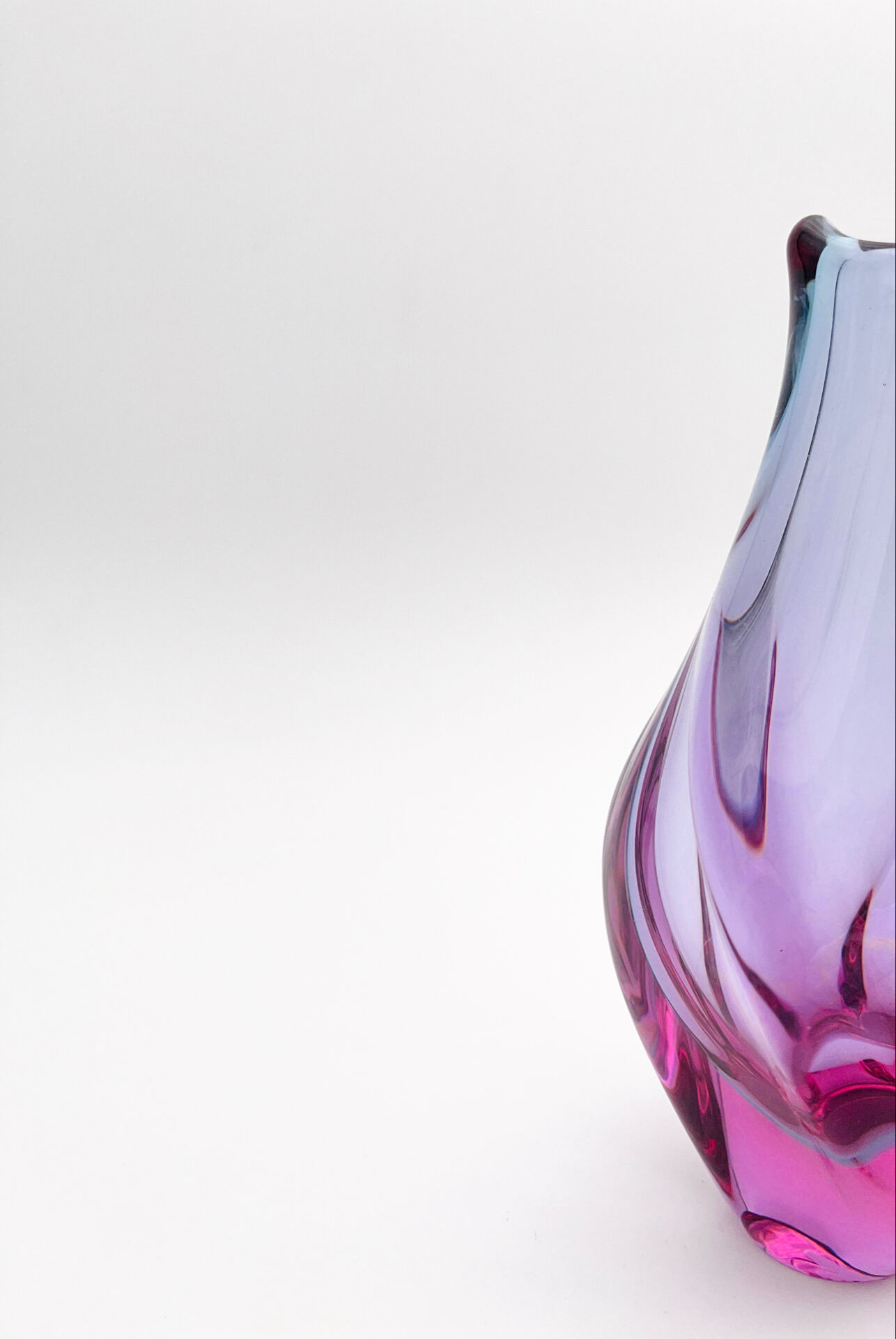 Sommerso Vase Alexandrite Miloslav Klinger ZBS - Vintage Bohemian Glass