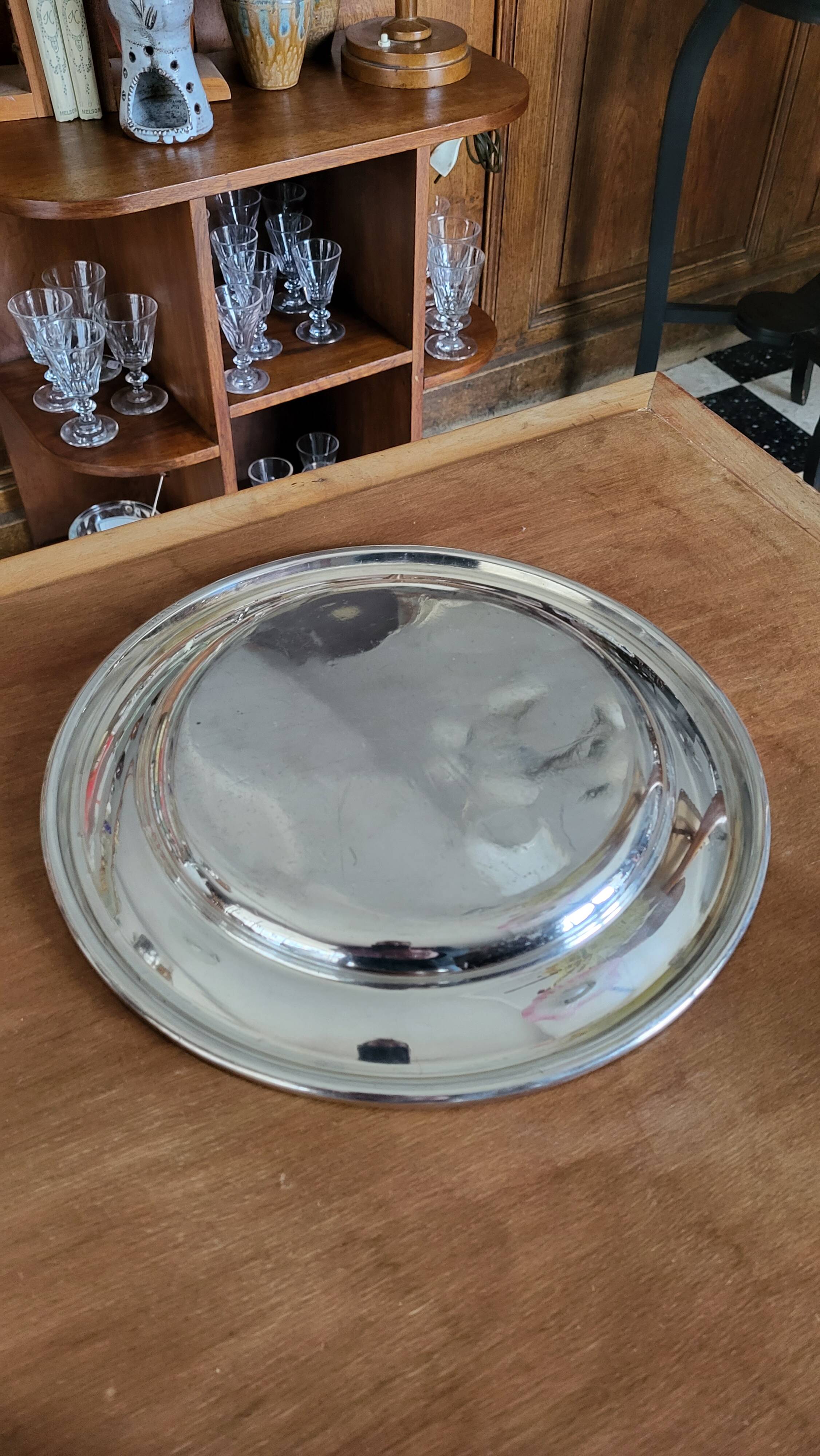 Plat en métal argenté  Christofle
