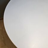 Knoll Saarinen Tulip table 137