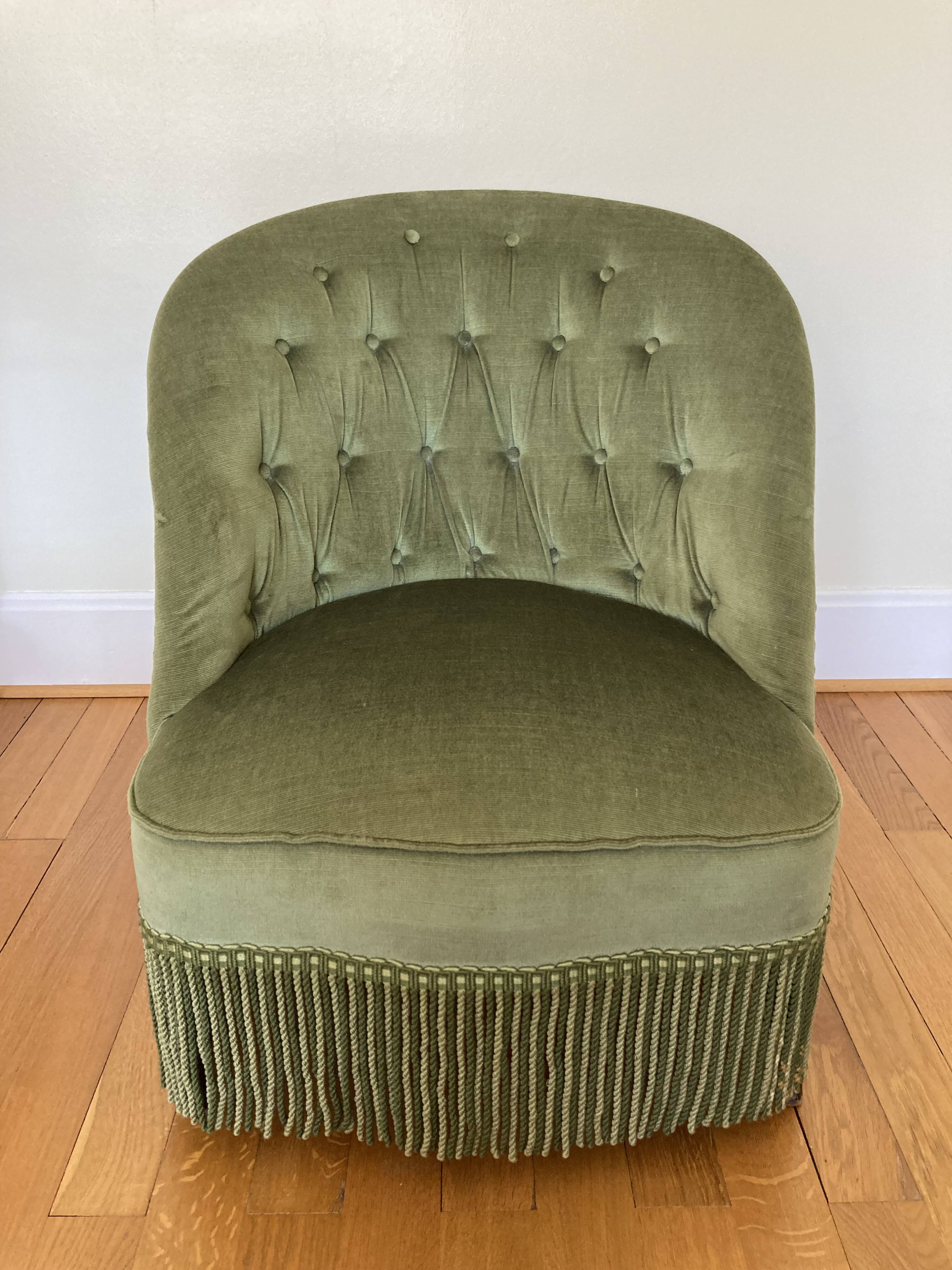 fauteuil chauffeuse crapaud velours vert