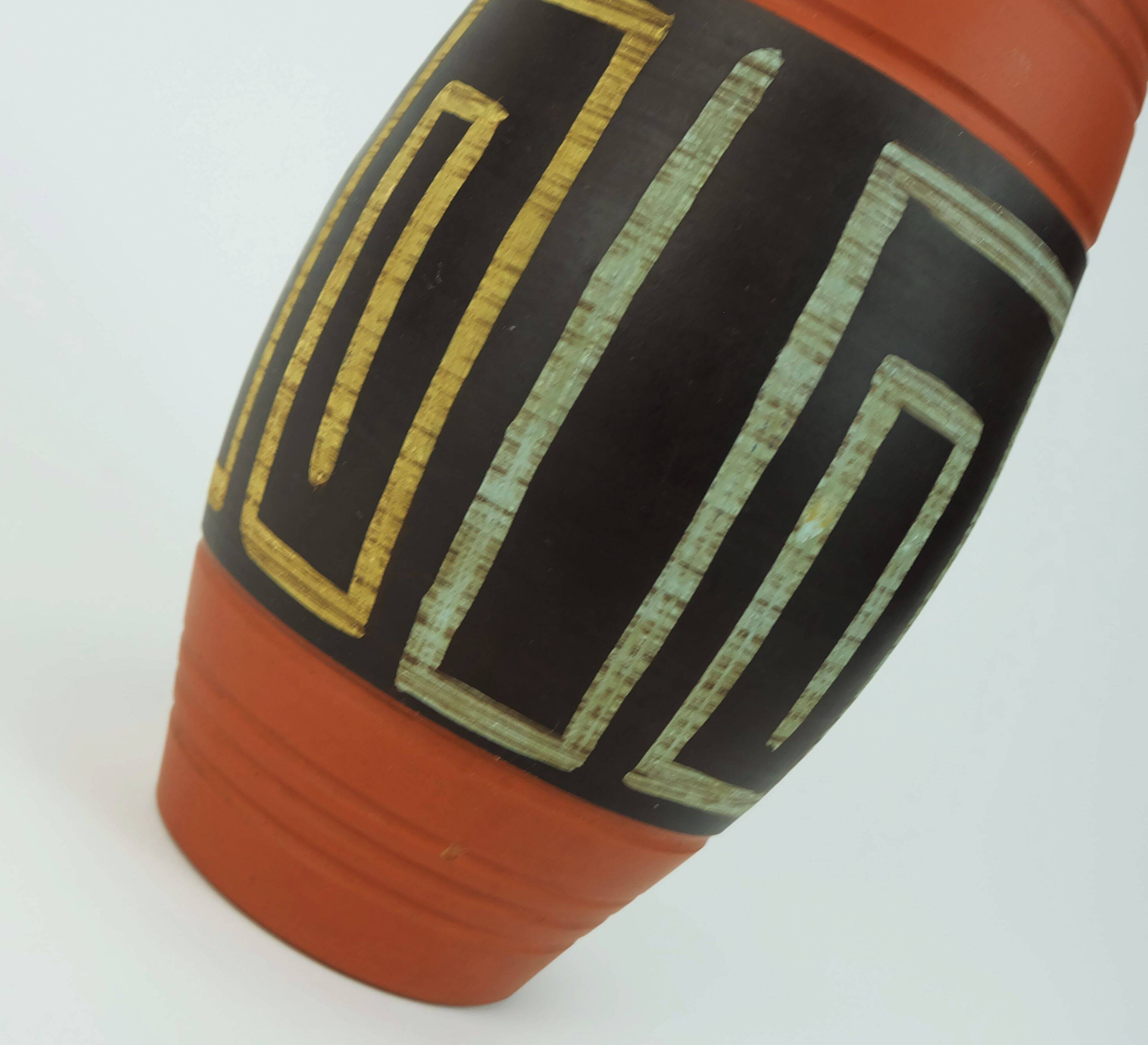 mid century VASE duemler & breiden model 50/20 sgraffito and abstract decor