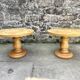 Paire de tables basses rondes, placage loupe 1980
