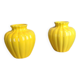Paire de vase en émail jaune citron