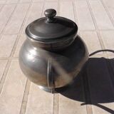 Fine pewter tea pot
