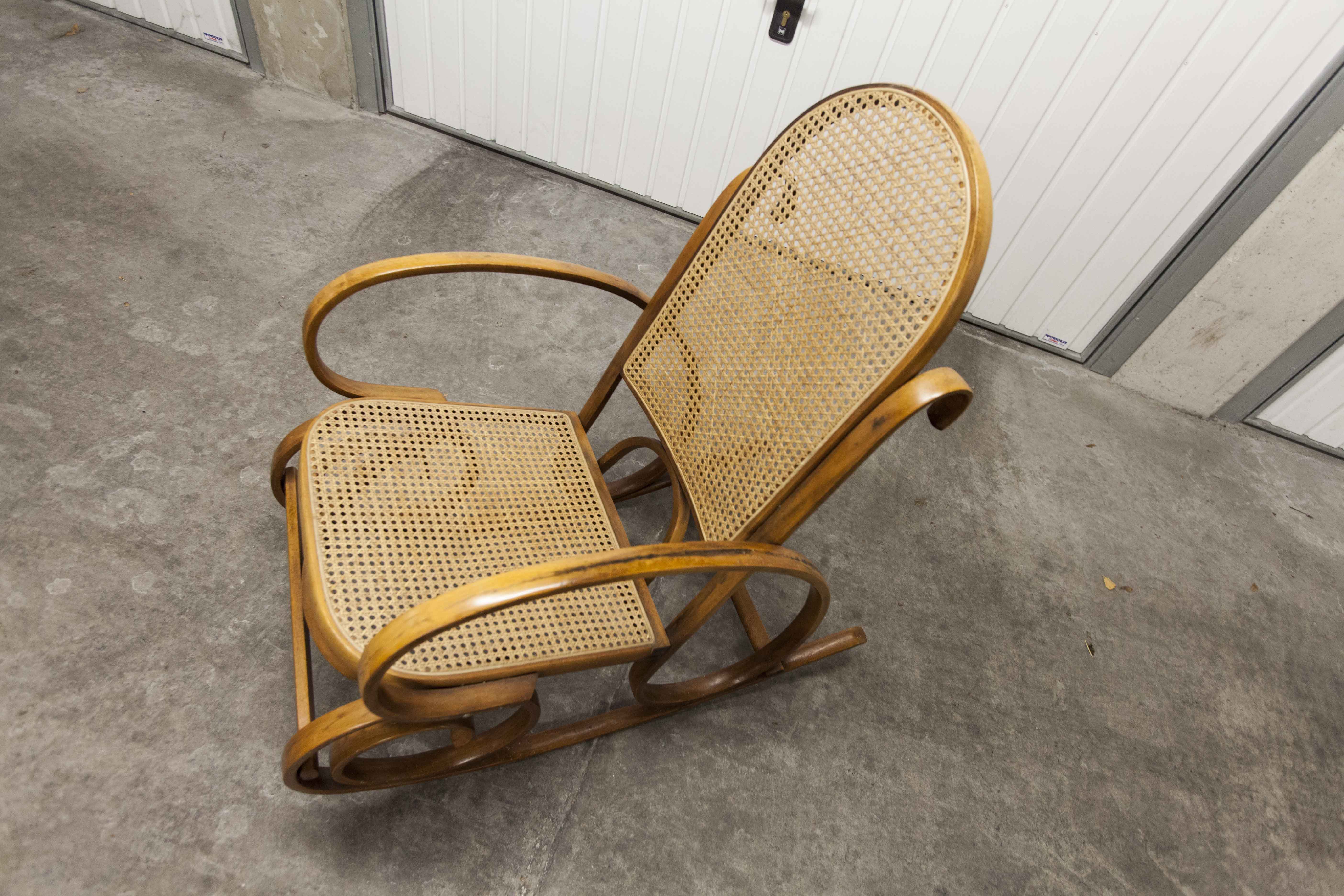 Rocking-chair Thonet 1900 cannage