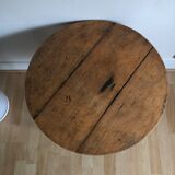 Wooden round coffee table