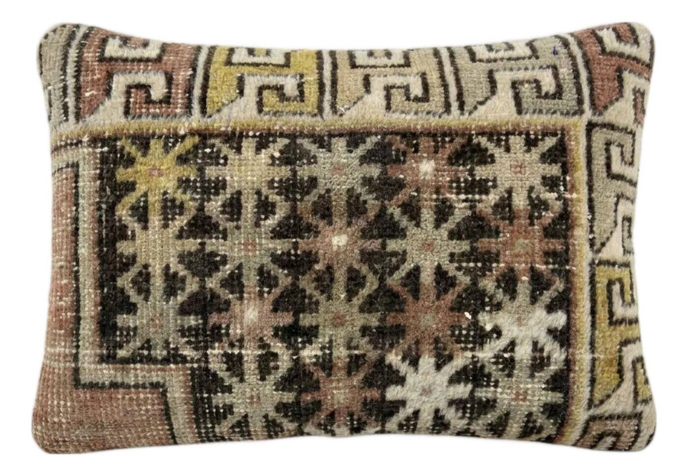 Vintage Turkish cushion cover 41x61 cm