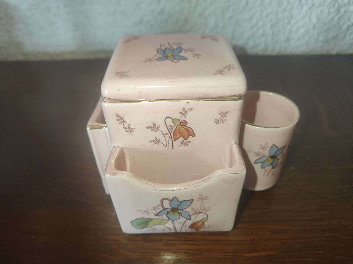 Storage pot with compartments for make-up and beauty products in old earthenware De Bruyn Fives Lille