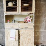 Ancien buffet de cuisine