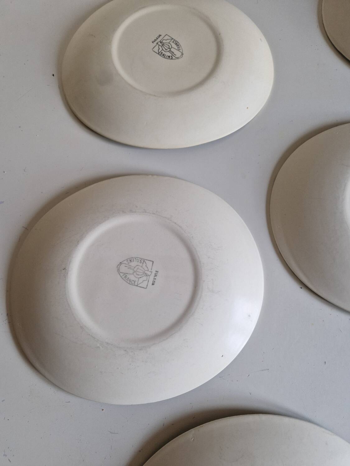 Set of 12 oval-shaped dinner plates, Salins Tolede pattern