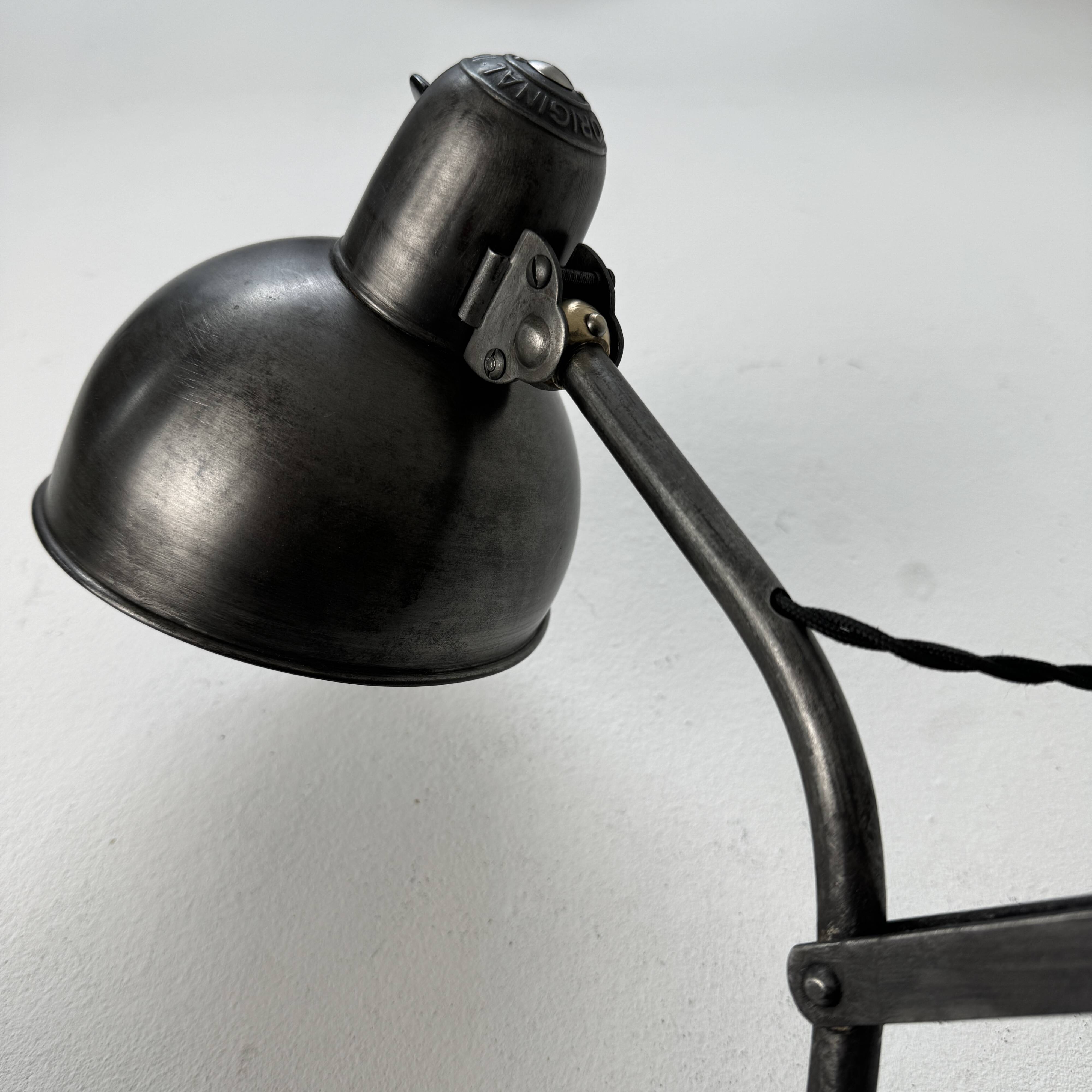 Ancienne lampe applique accordeon « Kaiser idell » Bauhaus