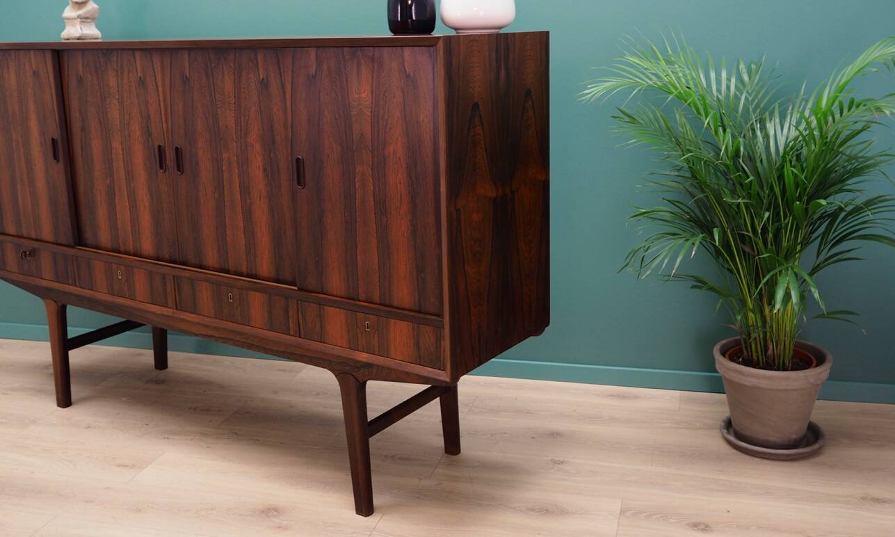 Enfilade en palissandre, design danois, années 1970, production : Danemark