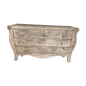 Wooden chest of drawers from the 18th century