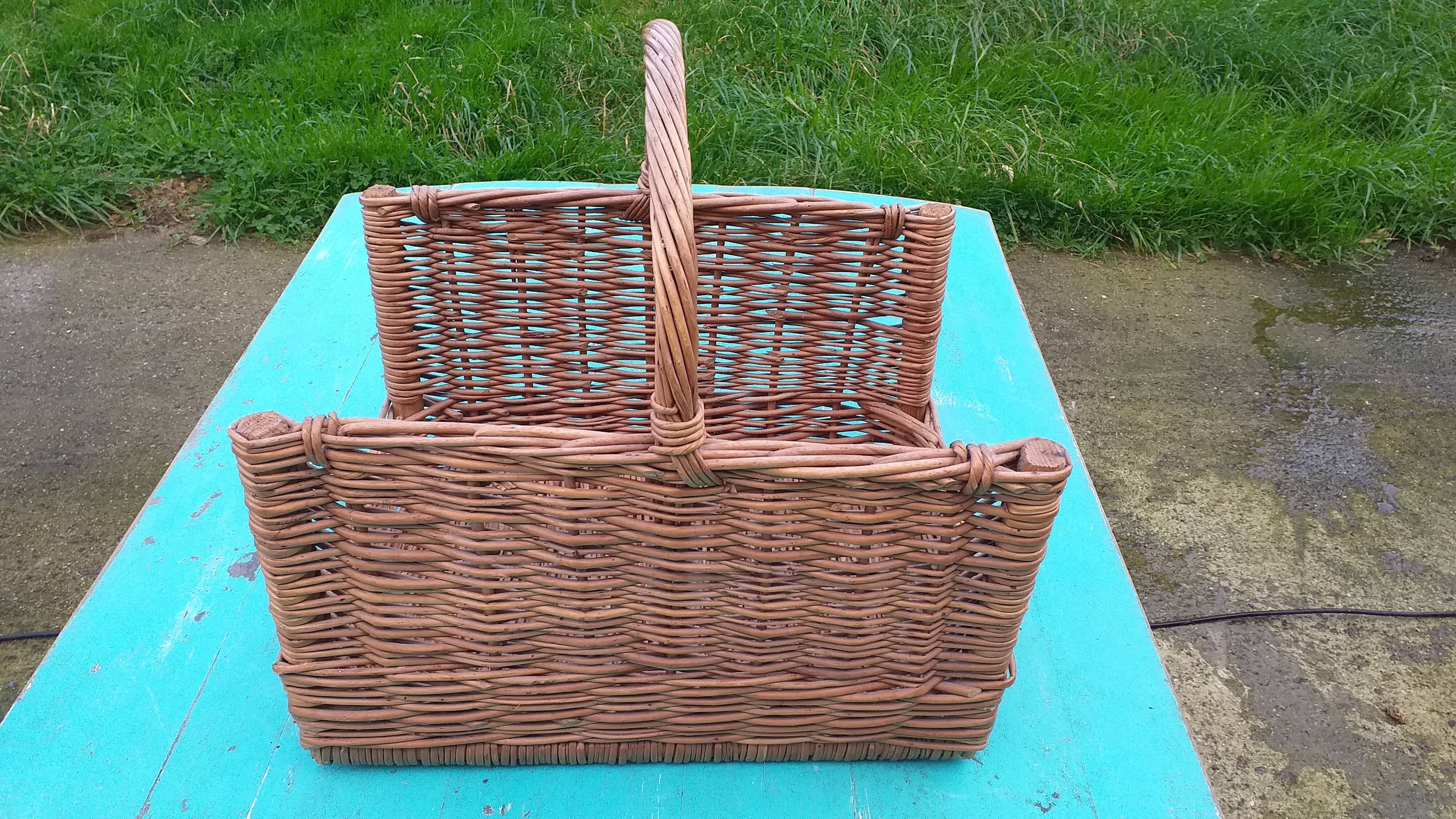 Wicker log basket