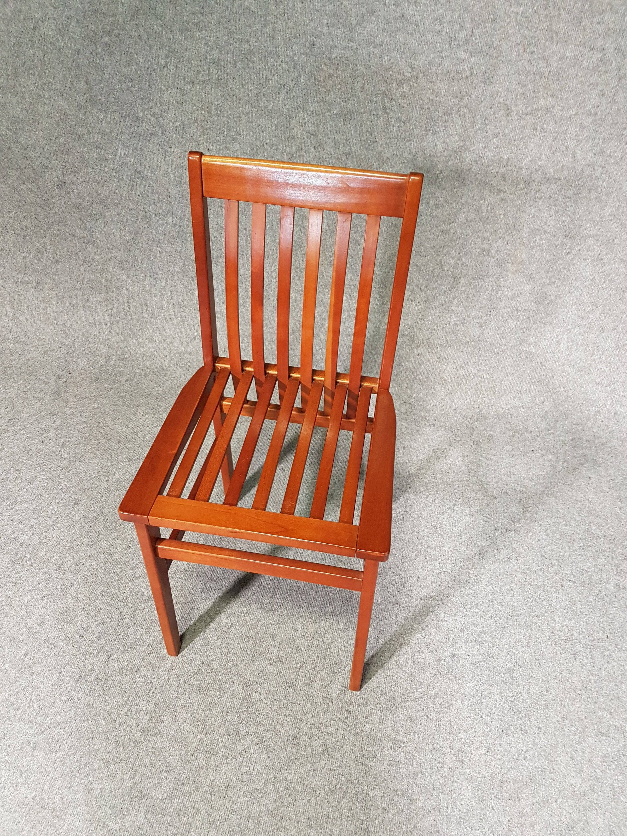 4 x beautiful Milano chairs cherry wood by Aldo Rossi for Molteni, 1980s