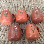 Series of 5 coffee cups