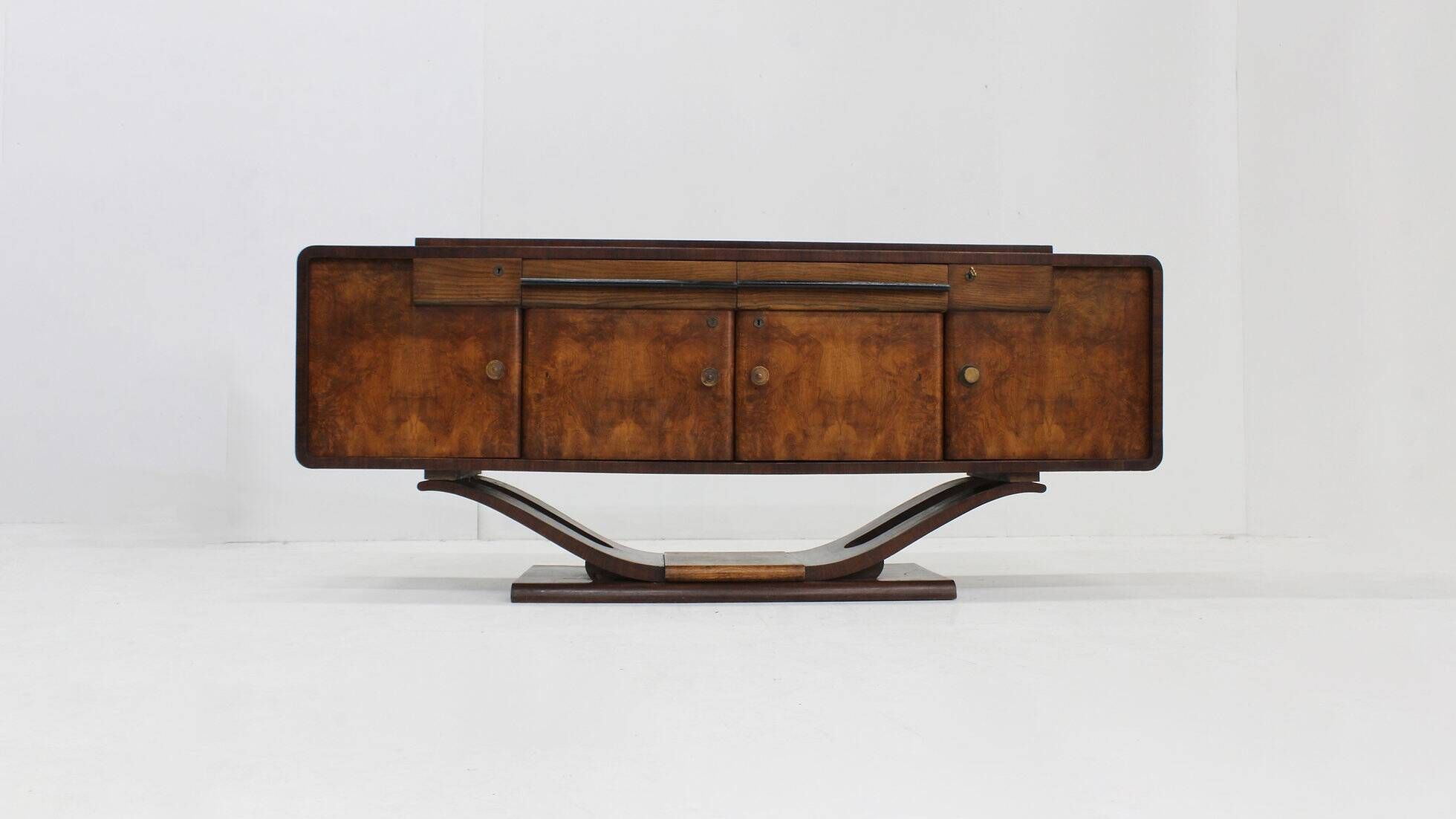 Vintage Italian Art Deco sideboard in burl wood 1930s