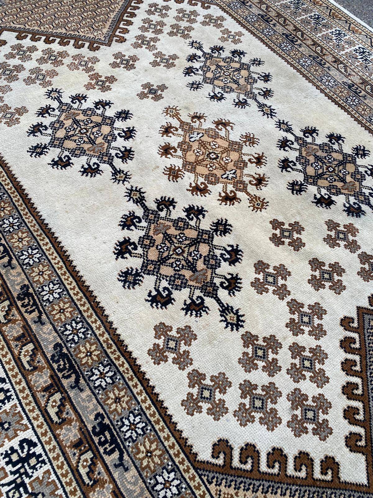 Large Persian rug beige brown wool knotted handmade 250x350cm